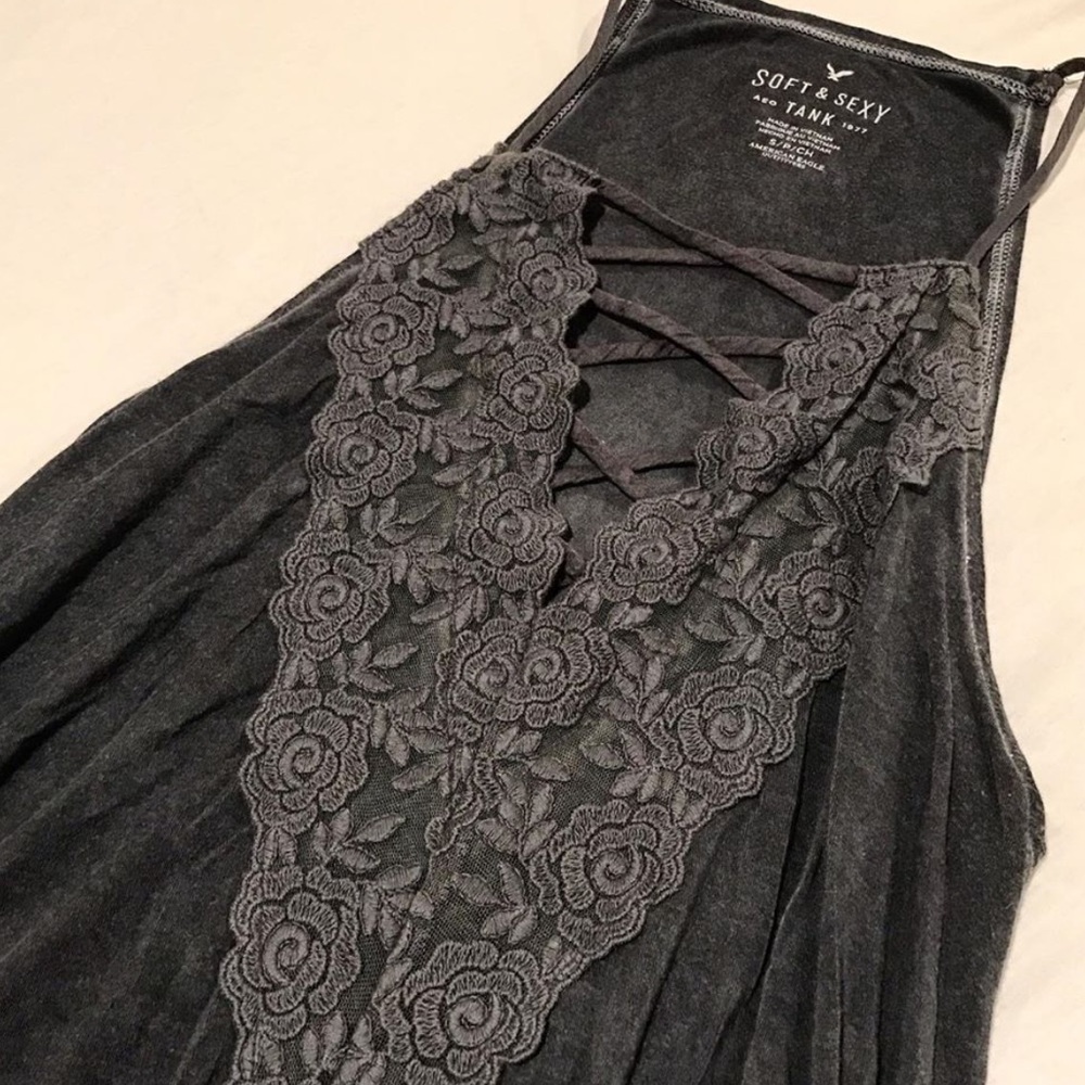 American Eagle lace tank